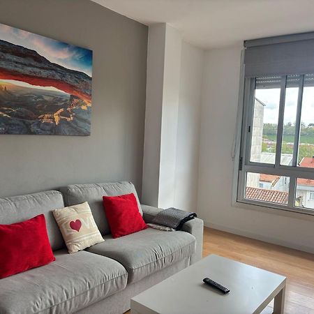 Amplio Piso Con Vistas En La Entrada Del Camino C4 Apartment Santiago de Compostela Ngoại thất bức ảnh