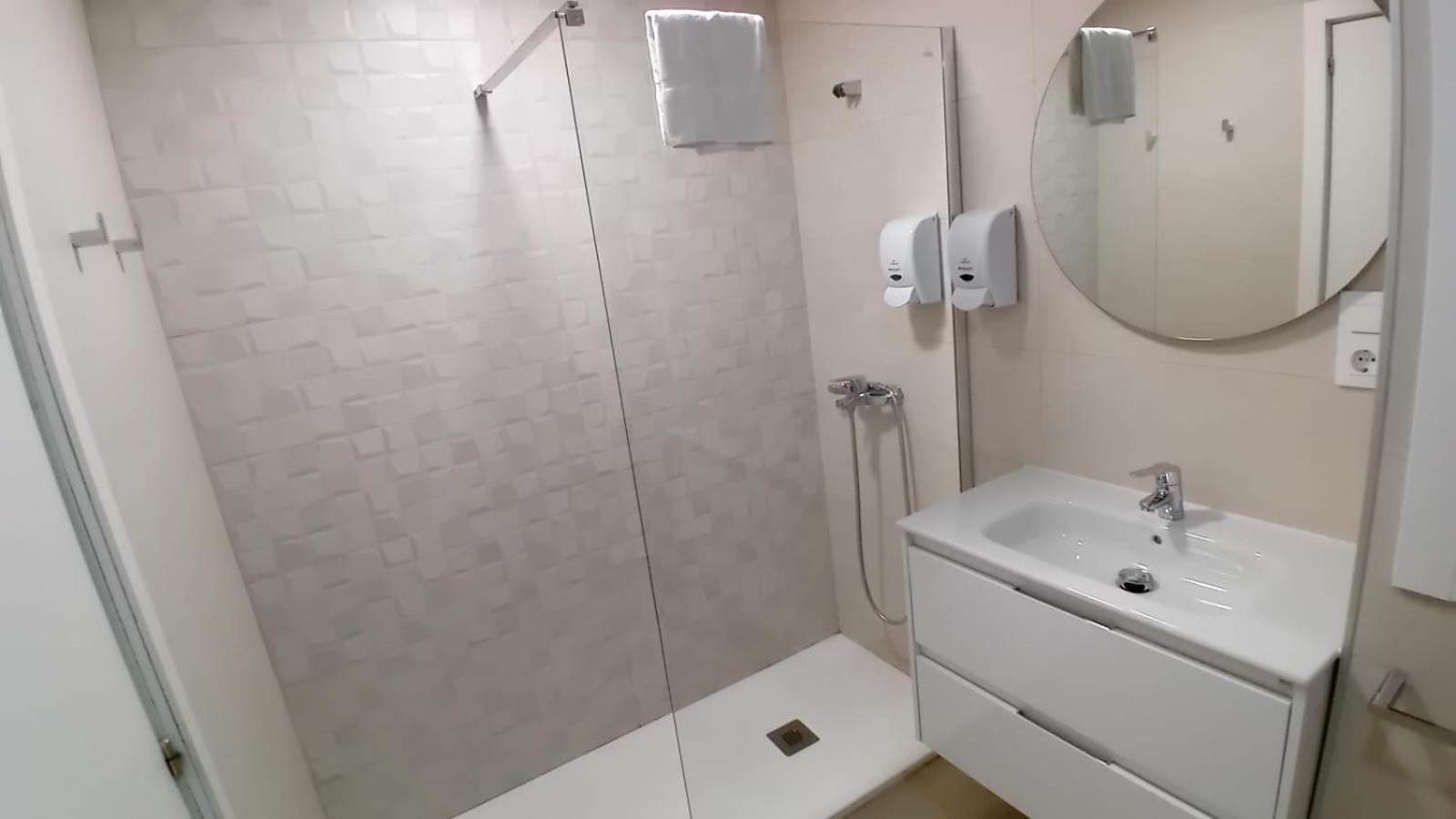 Amplio Piso Con Vistas En La Entrada Del Camino C4 Apartment Santiago de Compostela Ngoại thất bức ảnh